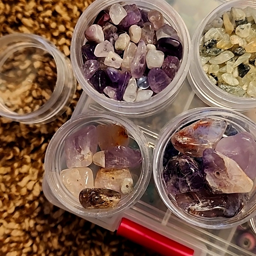 Amethyst stones